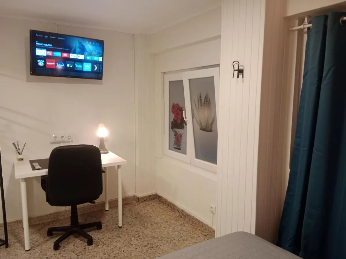Bed and breakfast Private Room Service - Grupo Rh Santander