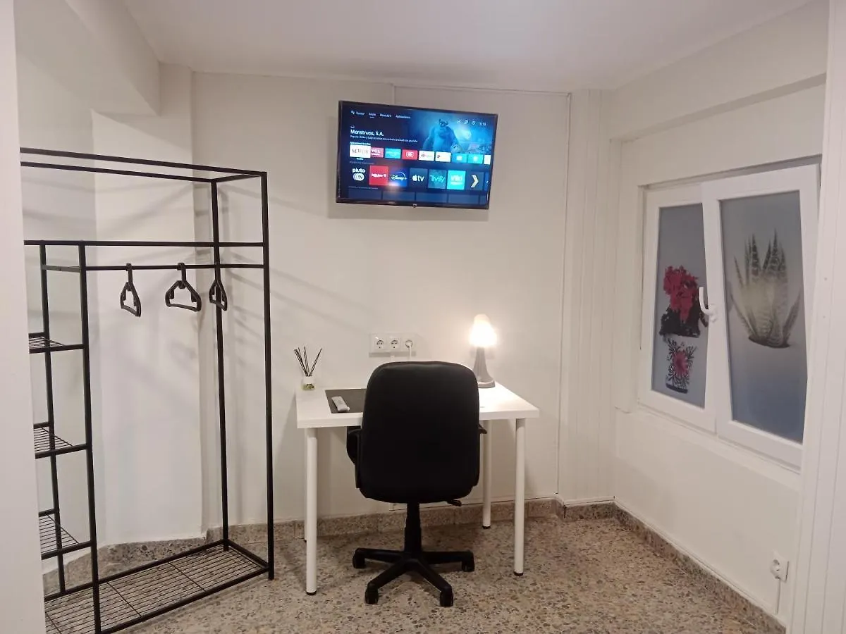 Private Room Service - Grupo Rh Santander Bed and breakfast