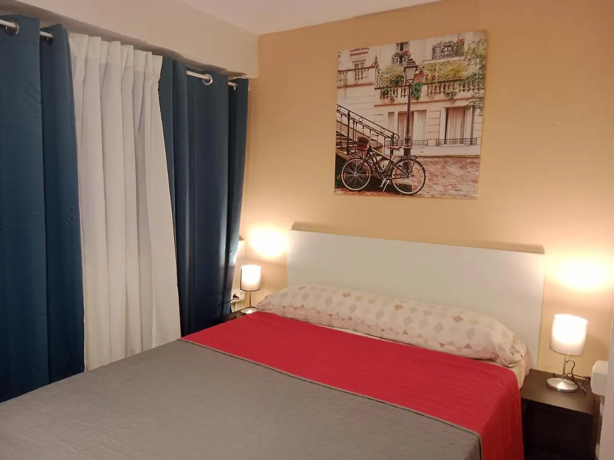 Bed and breakfast Private Room Service - Grupo Rh Santander España